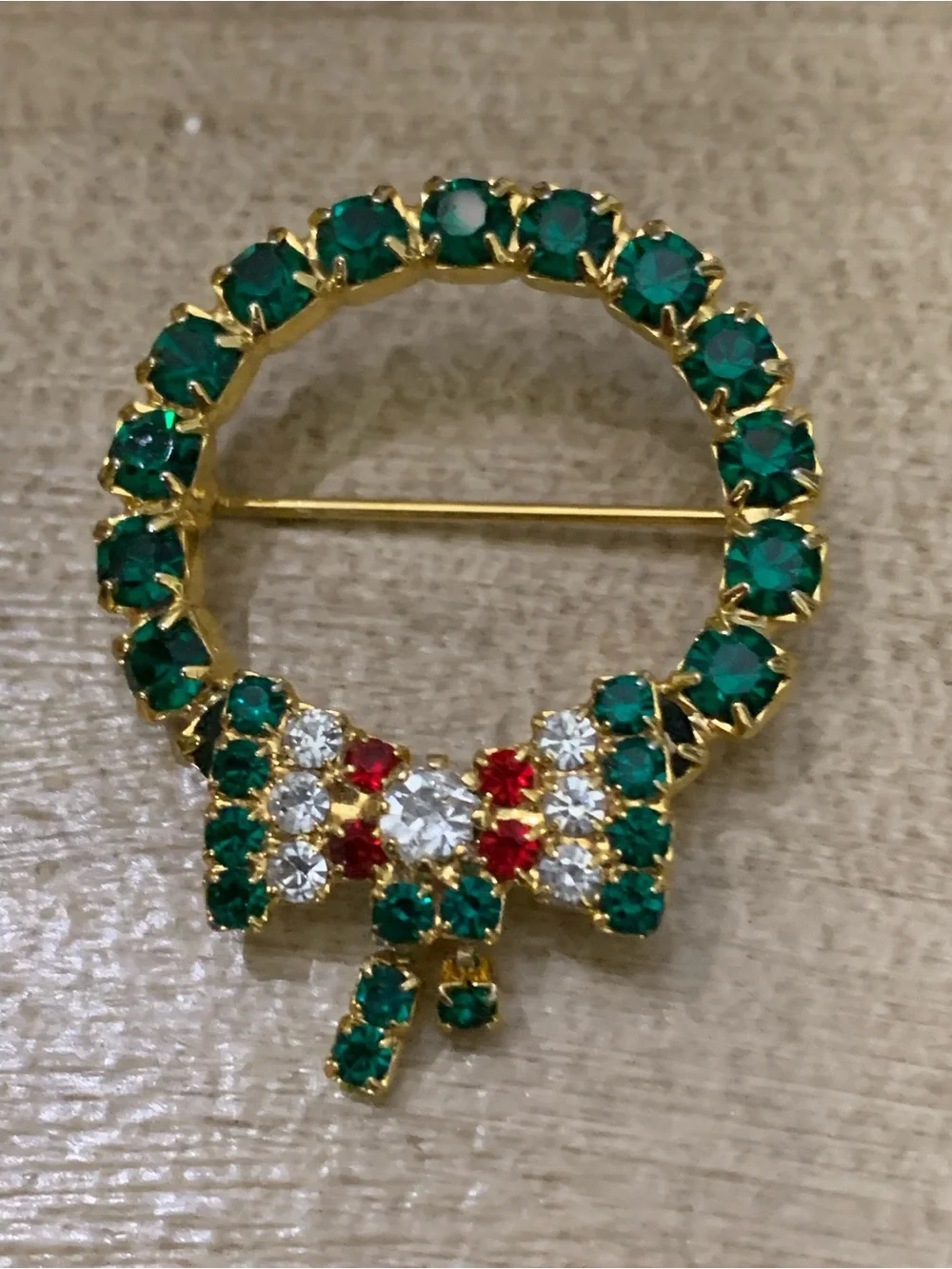 4 set Holiday Brooches Collection - Green, Red, Pink Accents